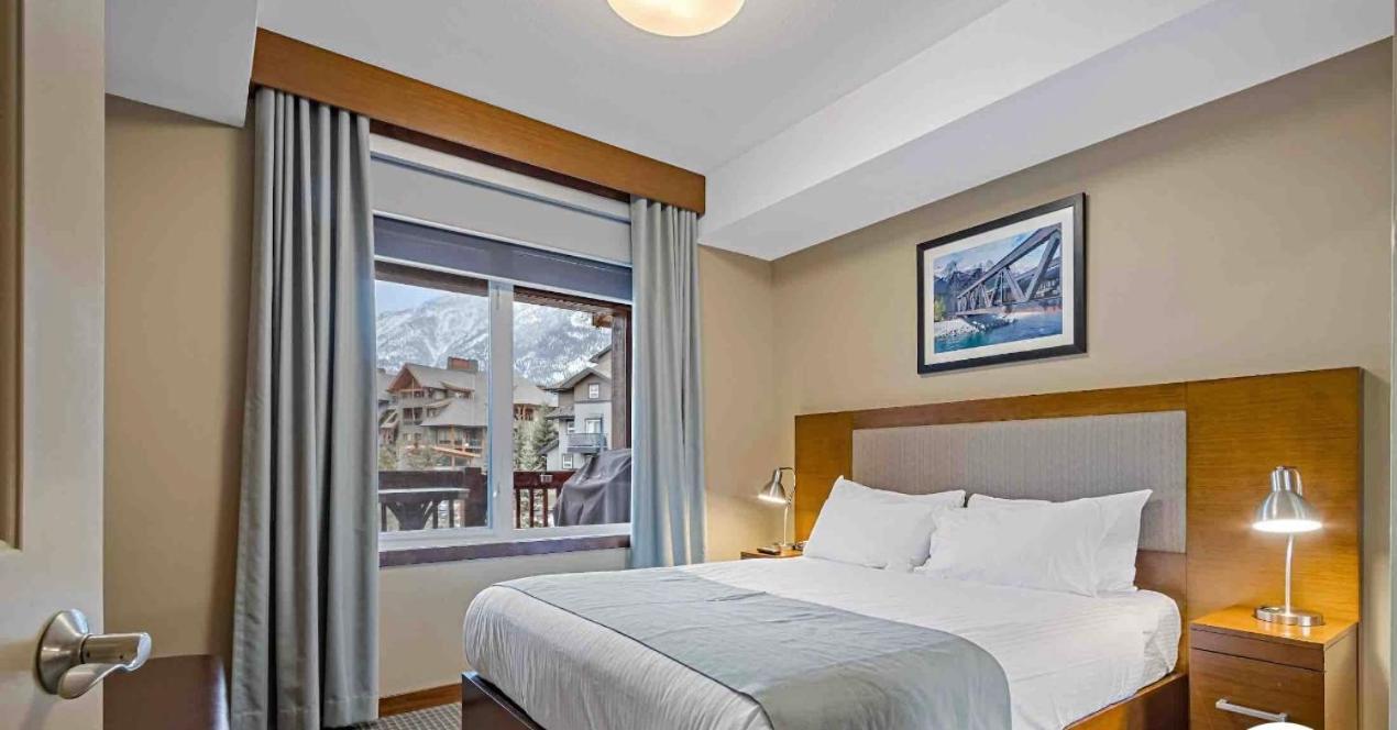 Falcon Crest Lodge 1 Bedroom Condo With Gym & Hot-Tubs & Mountain View Canmore Esterno foto