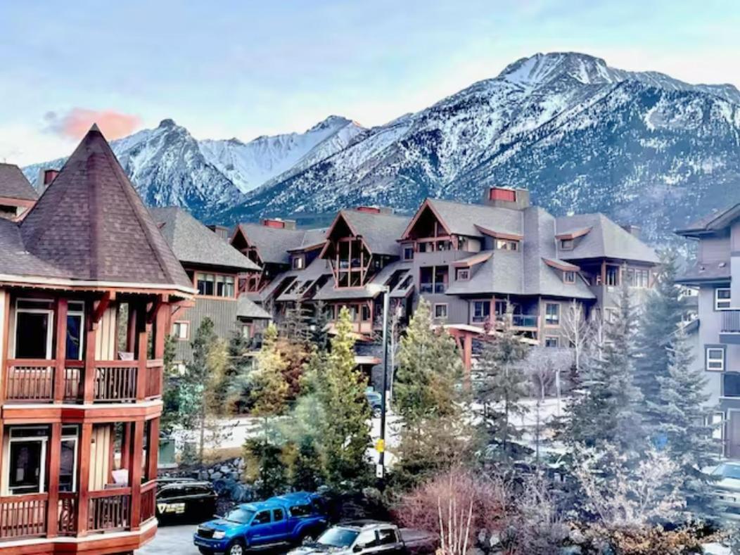 Falcon Crest Lodge 1 Bedroom Condo With Gym & Hot-Tubs & Mountain View Canmore Esterno foto