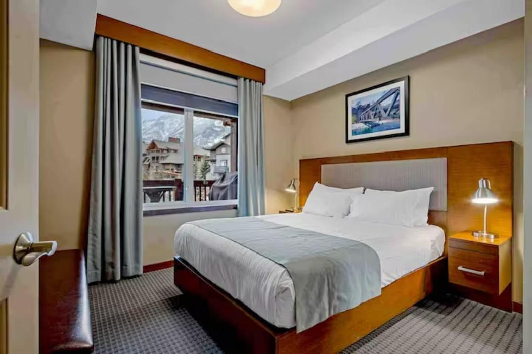 Falcon Crest Lodge 1 Bedroom Condo With Gym & Hot-Tubs & Mountain View Canmore Esterno foto